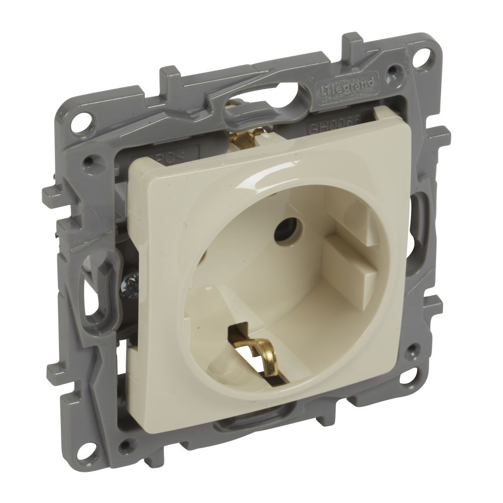 Priza simpla bej 16A LEGRAND Niloe 764639