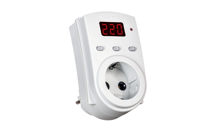 Priza cu releu de protectie tens. 16A DIGITOP VP-16AN
